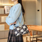 Damska torba crossbody z wieloma kieszeniami i nadrukiem