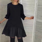 Luźna plisowana elegancka czarna sukienka z siedmioramiennymi rękawami