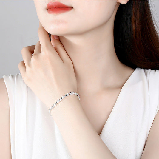 【✨2025 Nowe produkty】🍀Elegancka bransoletka z błyszczącą czterolistną koniczyną